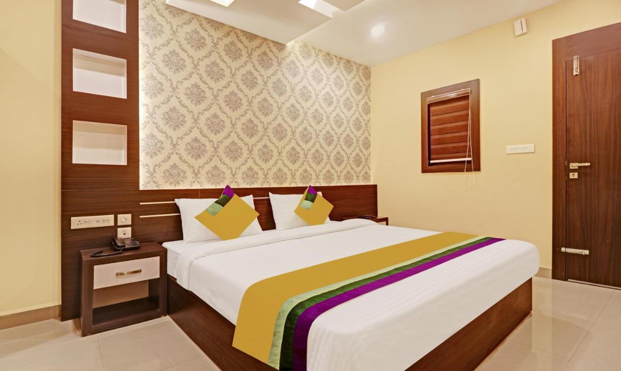 Itsy Hotels Sapphire Residency Manjeri Buitenkant foto