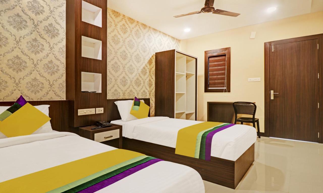 Itsy Hotels Sapphire Residency Manjeri Buitenkant foto