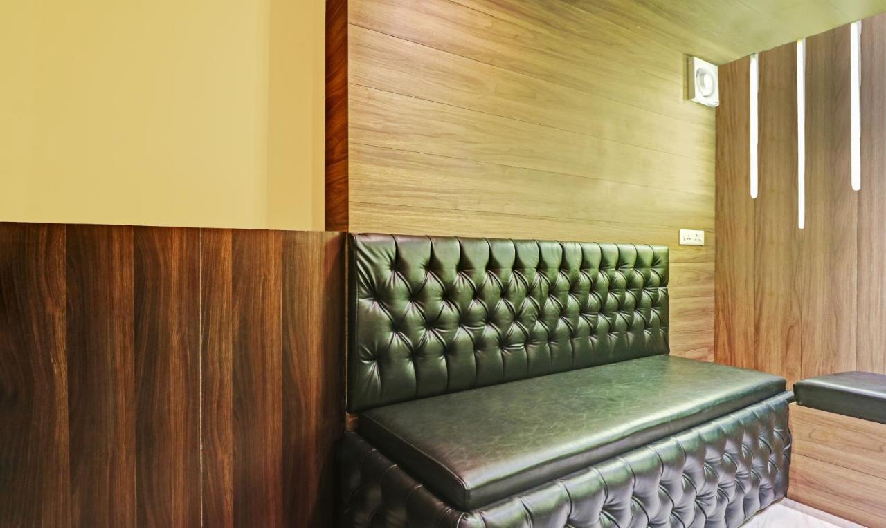 Itsy Hotels Sapphire Residency Manjeri Buitenkant foto