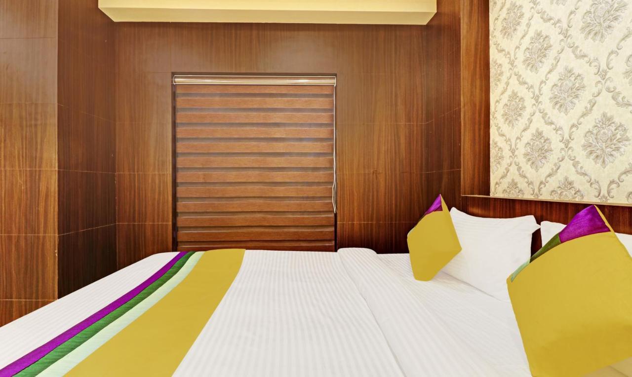Itsy Hotels Sapphire Residency Manjeri Buitenkant foto