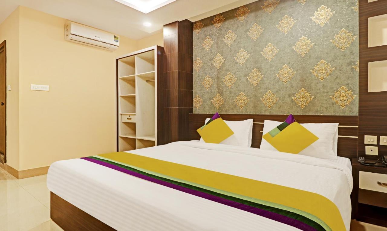 Itsy Hotels Sapphire Residency Manjeri Buitenkant foto